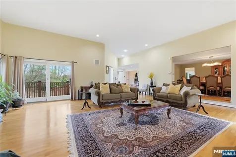 947 Franklin Lake Road Franklin Lakes NJ 07417