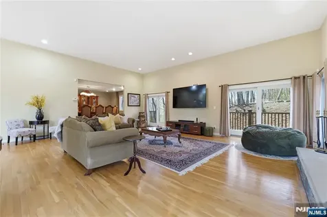 947 Franklin Lake Road Franklin Lakes NJ 07417