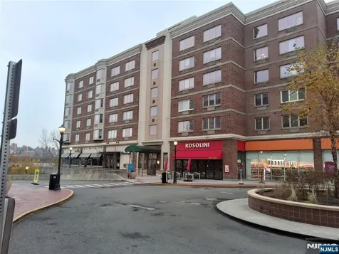 6407 City Place Edgewater NJ 07020
