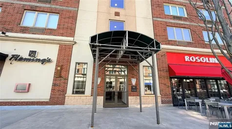 6407 City Place Edgewater NJ 07020