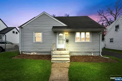24 Bryant Avenue Bloomfield NJ 07003
