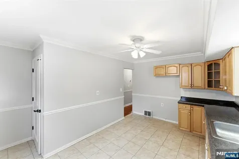 24 Bryant Avenue Bloomfield NJ 07003