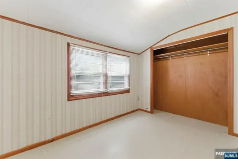 24 Bryant Avenue Bloomfield NJ 07003
