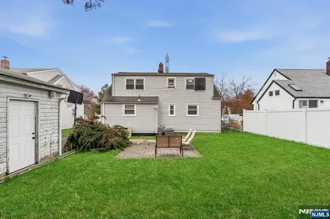24 Bryant Avenue Bloomfield NJ 07003