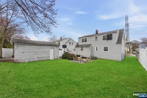 24 Bryant Avenue Bloomfield NJ 07003