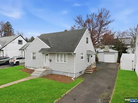 24 Bryant Avenue Bloomfield NJ 07003
