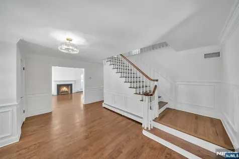 853 Shadow Ridge Road Franklin Lakes NJ 07417