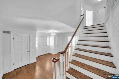 853 Shadow Ridge Road Franklin Lakes NJ 07417