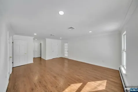 853 Shadow Ridge Road Franklin Lakes NJ 07417
