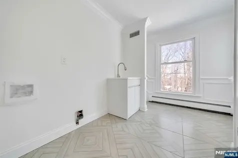 853 Shadow Ridge Road Franklin Lakes NJ 07417