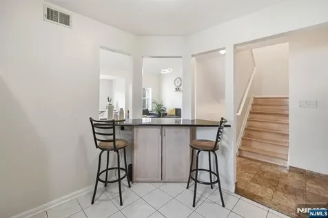 123 Barclay Drive Nutley NJ 07110