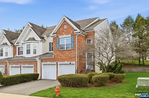123 Barclay Drive Nutley NJ 07110