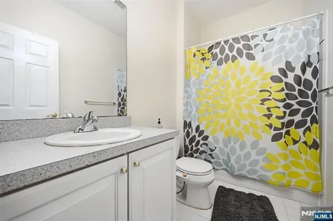 123 Barclay Drive Nutley NJ 07110