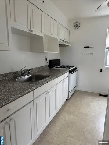 10 Engle Street Tenafly NJ 07670