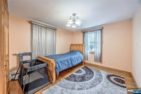 255 Jefferson Avenue River Edge NJ 07661