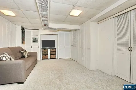 535 Cleveland Avenue River Vale NJ 07675