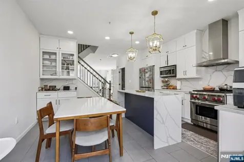 458 Buffalo Court West New York NJ 07093