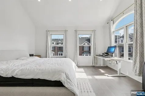 458 Buffalo Court West New York NJ 07093