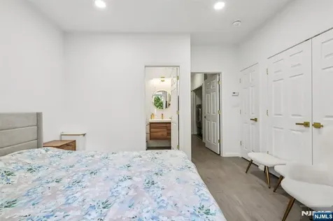 458 Buffalo Court West New York NJ 07093