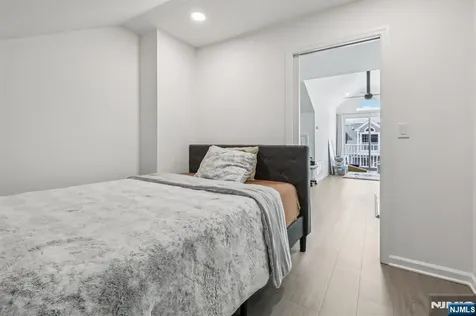 458 Buffalo Court West New York NJ 07093