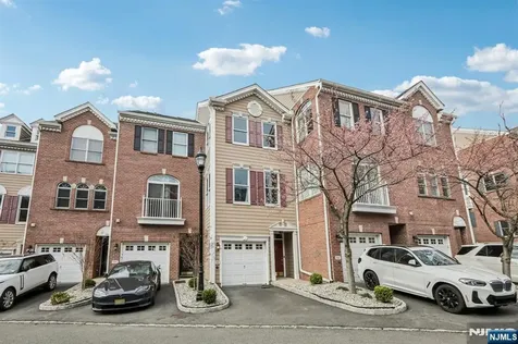 458 Buffalo Court West New York NJ 07093