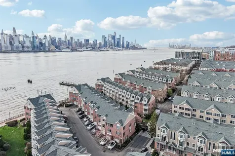 458 Buffalo Court West New York NJ 07093