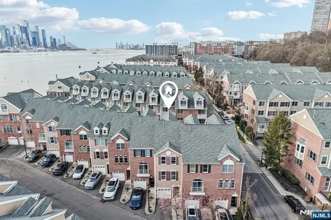 458 Buffalo Court West New York NJ 07093