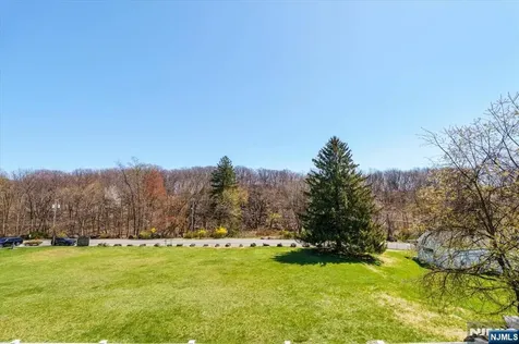 48 Quartz Lane Paterson NJ 07501
