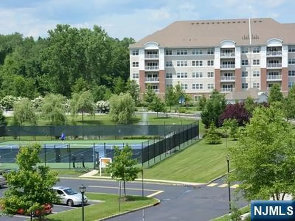 9402 Warrens Way Wanaque NJ 07465