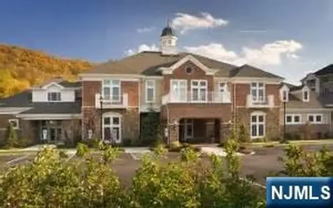 9402 Warrens Way Wanaque NJ 07465
