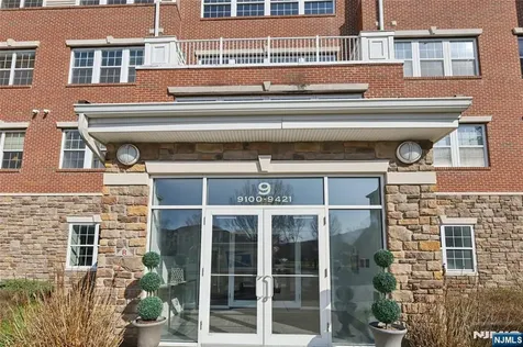 9402 Warrens Way Wanaque NJ 07465