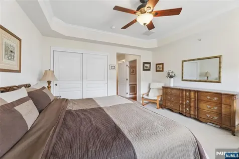 9402 Warrens Way Wanaque NJ 07465
