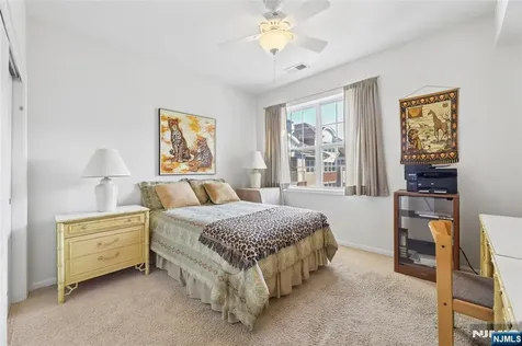 9402 Warrens Way Wanaque NJ 07465