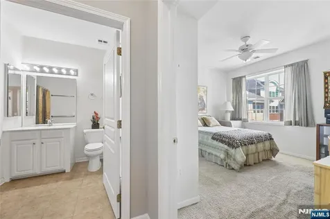 9402 Warrens Way Wanaque NJ 07465