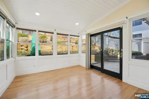 59 Oakwood Drive Wayne NJ 07470