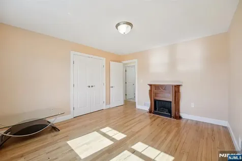 59 Oakwood Drive Wayne NJ 07470