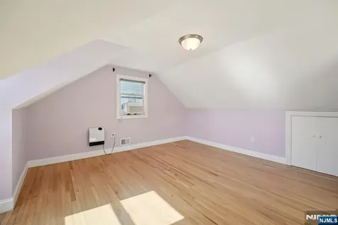 59 Oakwood Drive Wayne NJ 07470