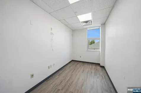 520 Sylvan Avenue Englewood Cliffs NJ 07632