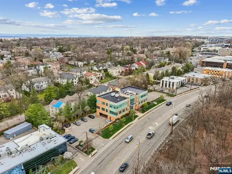 520 Sylvan Avenue Englewood Cliffs NJ 07632