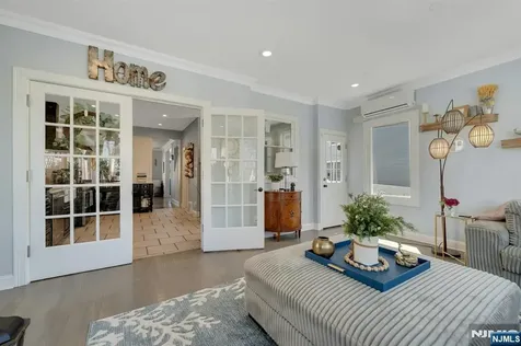 158 Carmita Avenue Rutherford NJ 07070