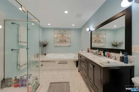 158 Carmita Avenue Rutherford NJ 07070