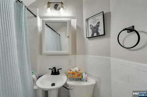 158 Carmita Avenue Rutherford NJ 07070