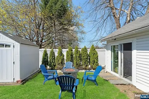 158 Carmita Avenue Rutherford NJ 07070