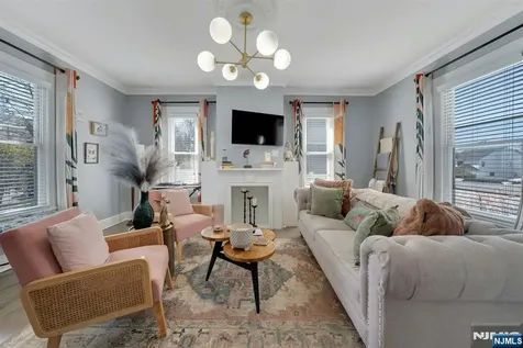 158 Carmita Avenue Rutherford NJ 07070