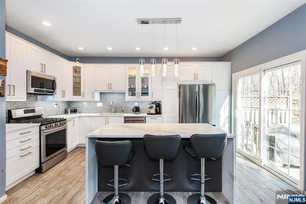 10 Gannet Court Wayne NJ 07470