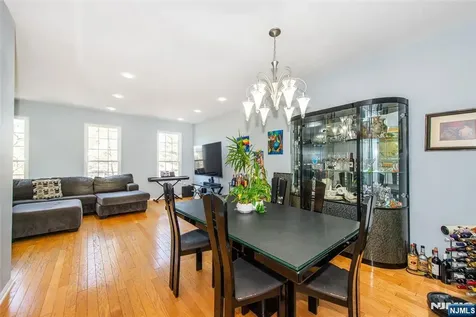 10 Gannet Court Wayne NJ 07470