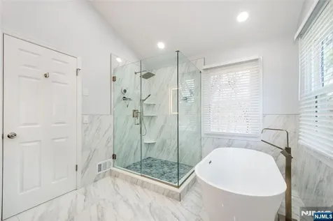10 Gannet Court Wayne NJ 07470