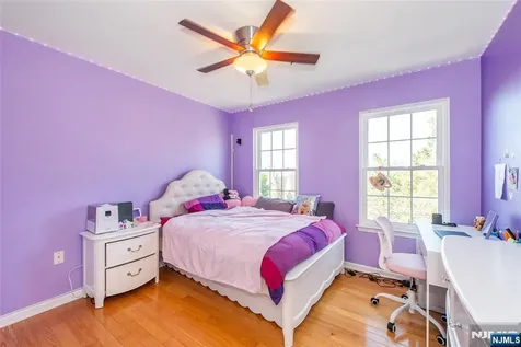 10 Gannet Court Wayne NJ 07470