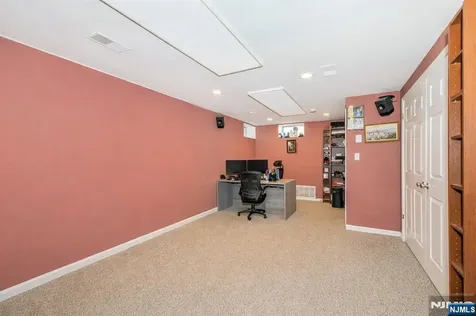 10 Gannet Court Wayne NJ 07470