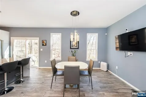 10 Gannet Court Wayne NJ 07470